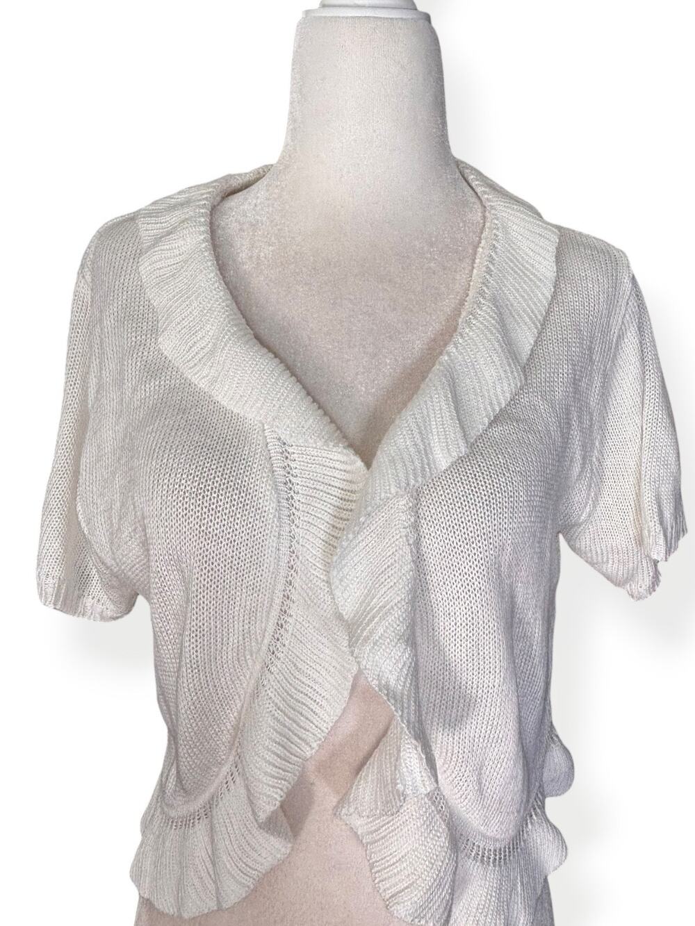 Vintage White Ruffle Knit Cardigan Sweater Open Front‎ Cropped Shrug Romantic